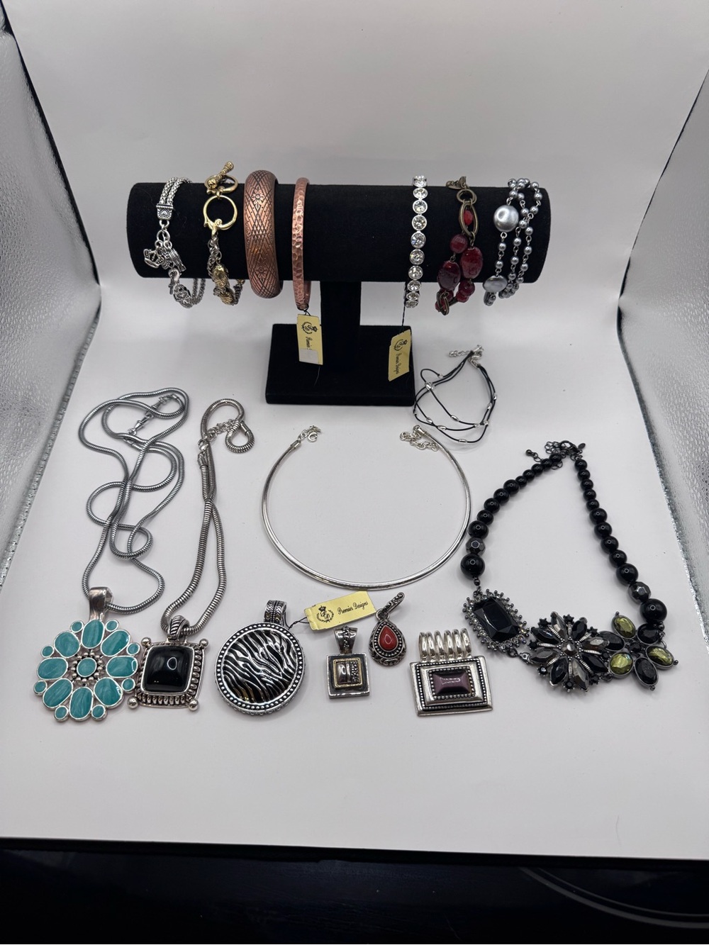 Premier Designs  Jewelry Lot of 31 pieces - Picture 6 of 16